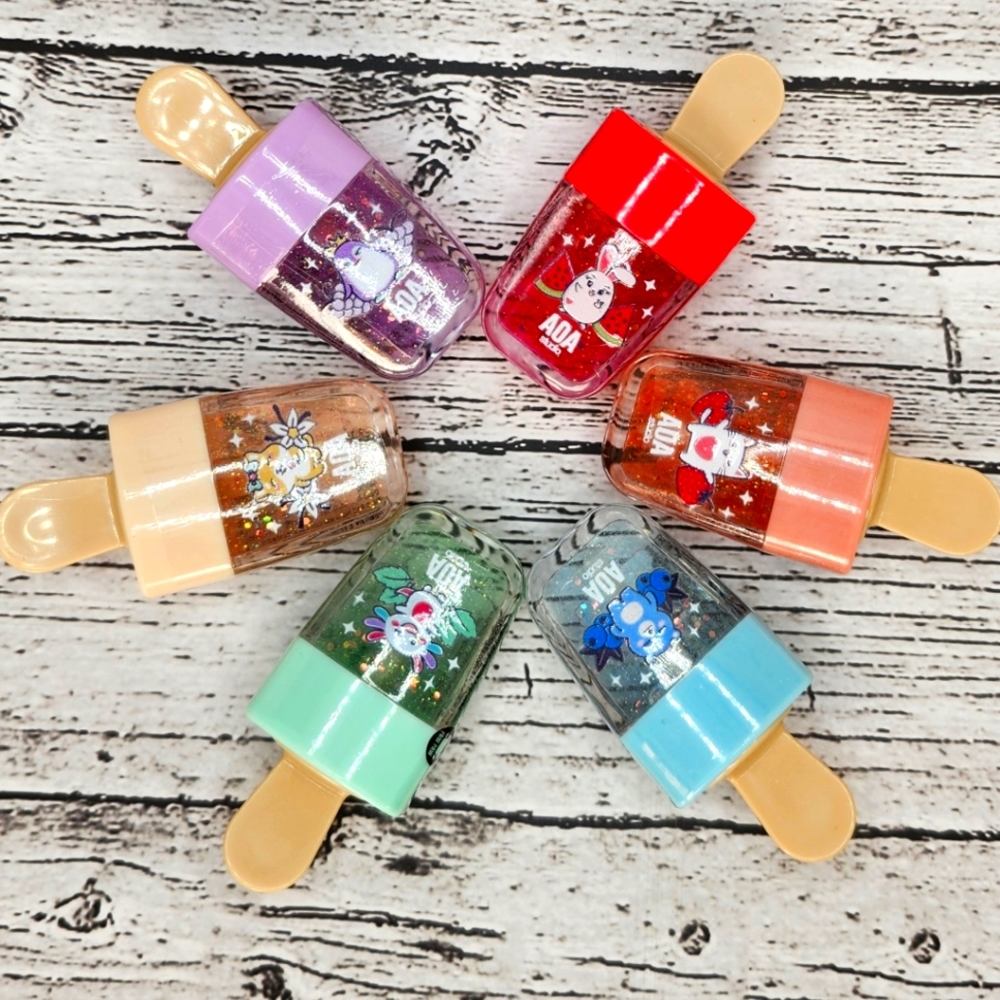 ~BUNDLE~ MISS A FRIENDS GLITTER LIP GLOSS COMPLETE SET OF 6!! HYDRATING - NEW!!